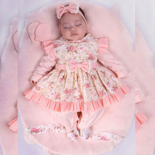 Saida Maternidade Bebe Menina Hene