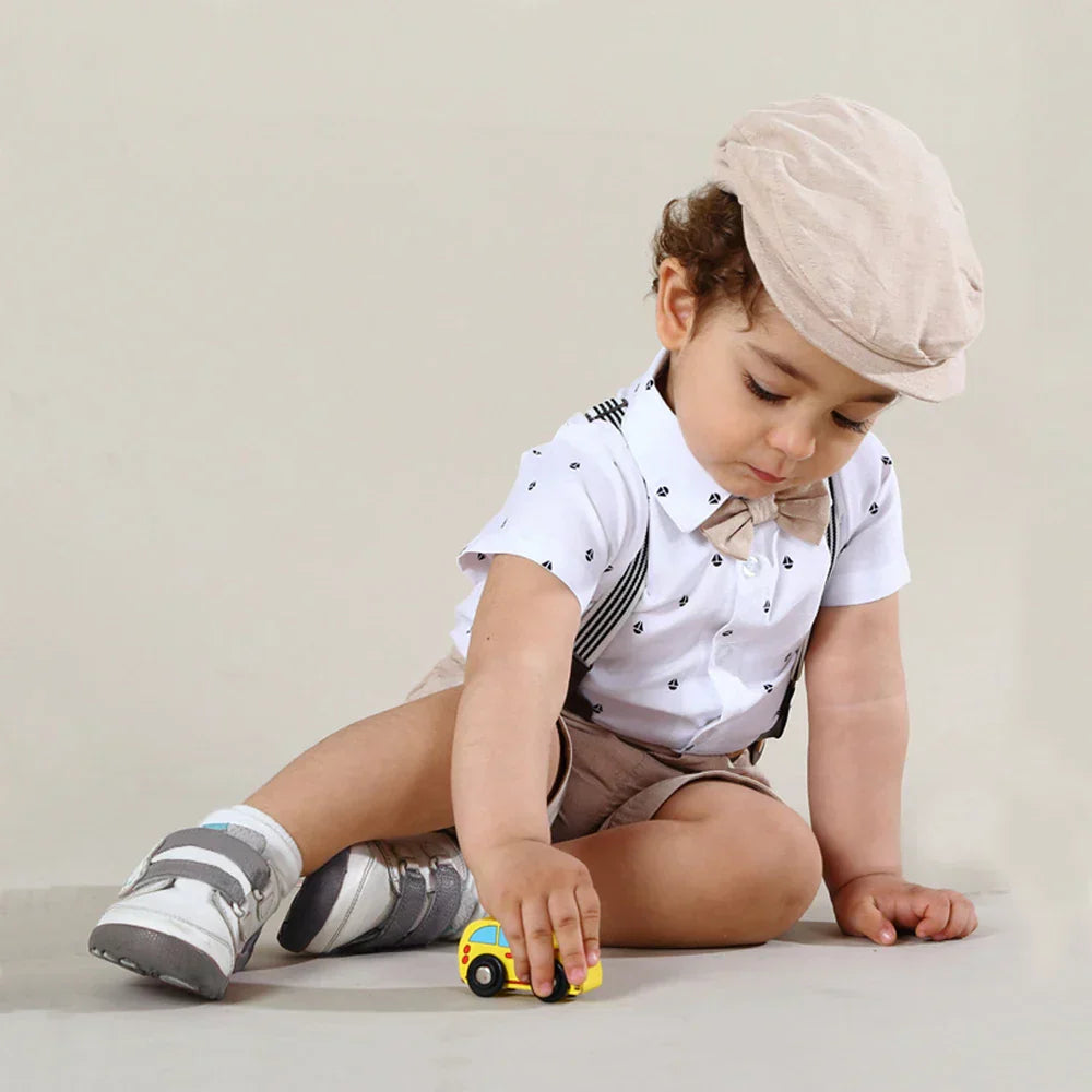 Conjunto Bebê Social com Camisa Manga Curta, Suspensório e Bermuda