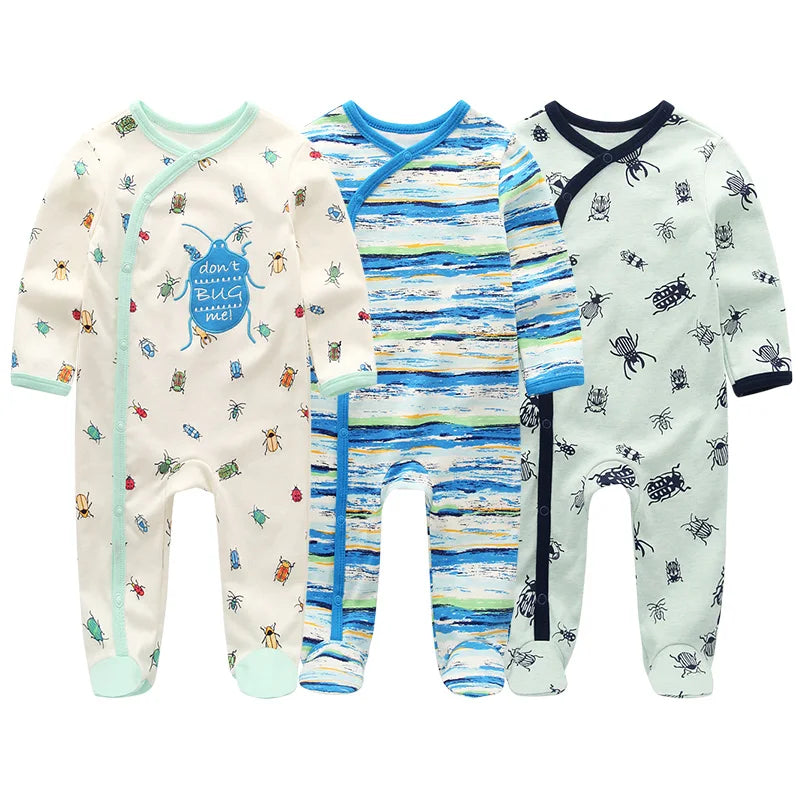 Kit 3 Macacões Bebê com Pezinho Manga Longa e Zíper Frontal Estampados