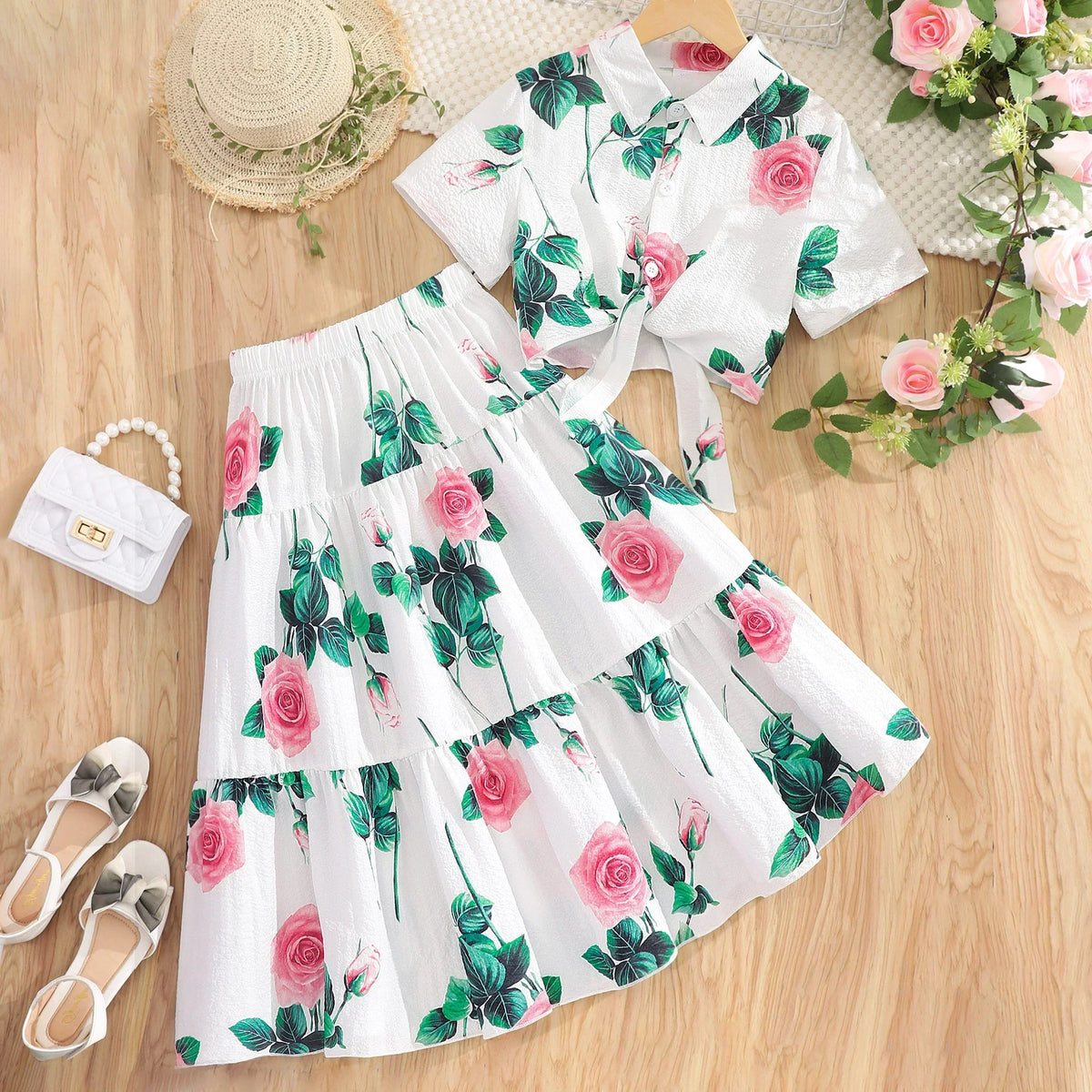 Conjunto Infantil Menina Camisa Cropped Manga Curta Estampa Rosas + Saia Longa em Camadas 2 Peças