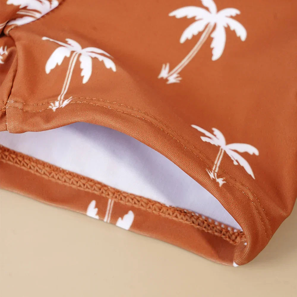 Conjunto Banho Infantil Menino Camiseta Manga Longa Gola Alta e Short com Amarração