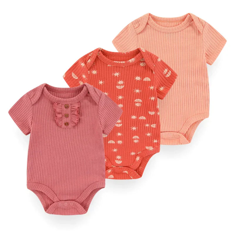 Kit Body Bebê Menina Manga Curta Estampas Variadas 3 Peças