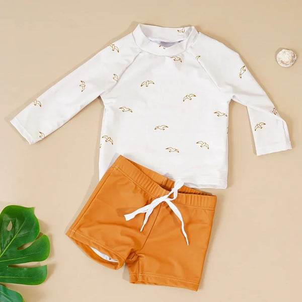 Conjunto Banho Infantil Menino Camiseta Manga Longa Gola Alta e Short com Amarração