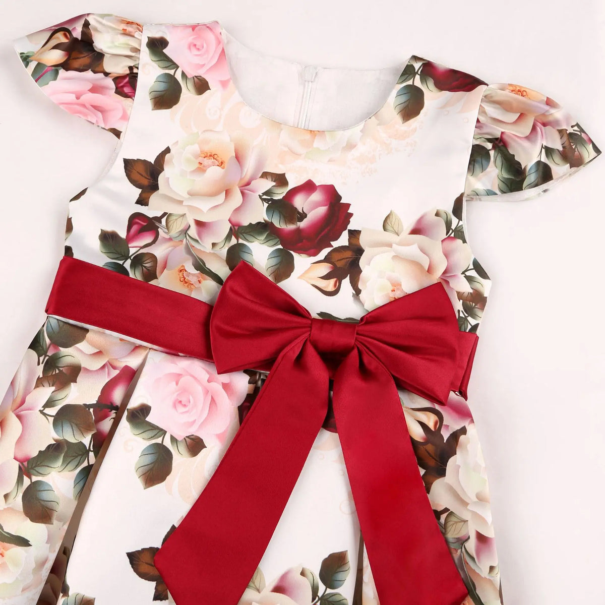 Vestido Infantil Menina Estampa Floral Manga Curta com Faixa e Laço na Cintura Saia Rodada