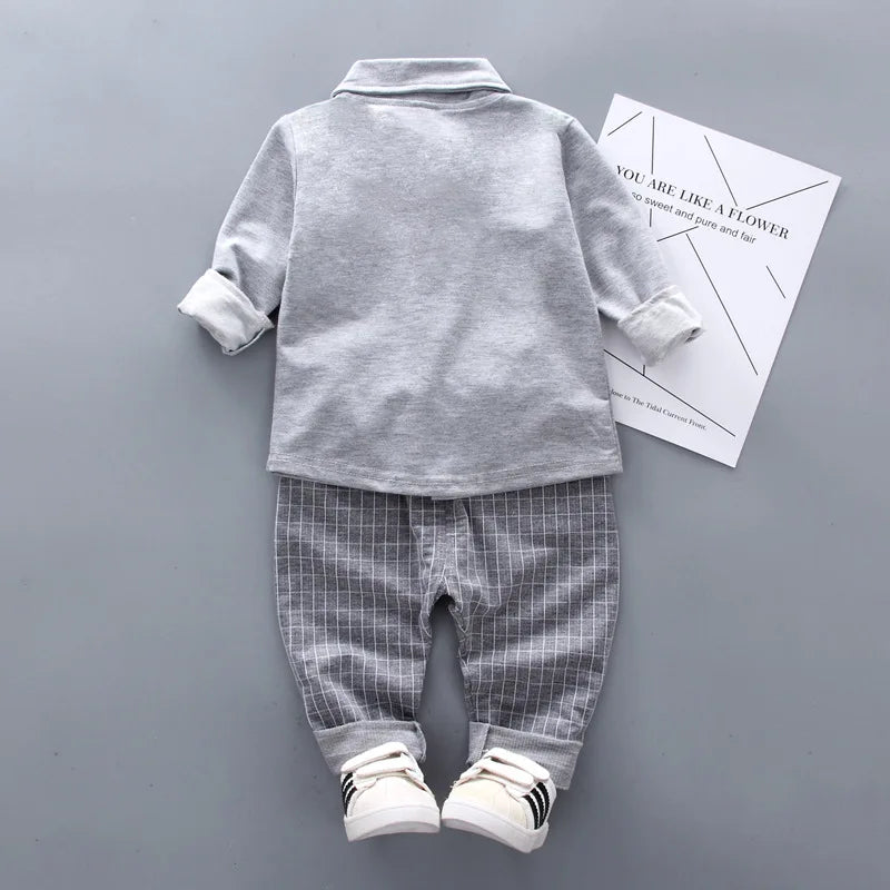 Conjunto Social Infantil Camisa com Gravata Preta e Branca + Calça Xadrez