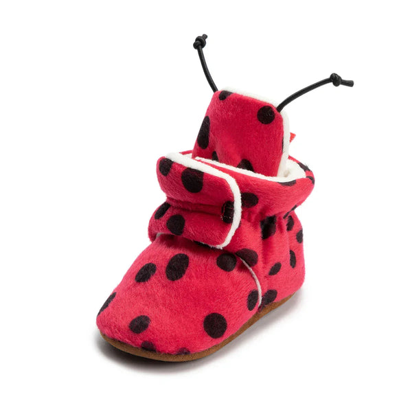Sapatinho Bebê Tipo Botinha com Faixa Envolvente e Solado Estampado