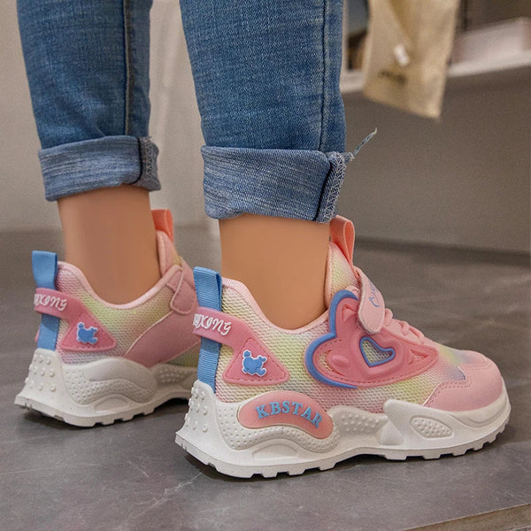 Tênis Infantil Menina com Velcro e Cadarço Solado Robusto Detalhe Coração