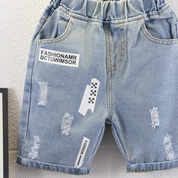 Bermuda Jeans Infantil Lavagem Clara com Cós Elástico e Rasgos Destroyed