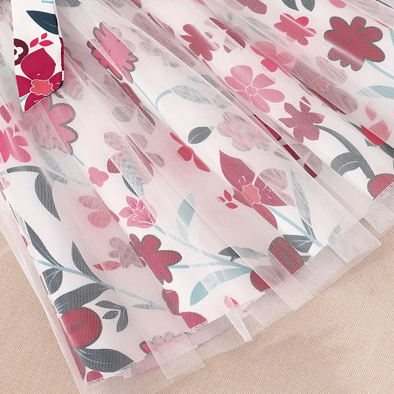 Conjunto Menina Camiseta Estampada + Saia Rodada Tule Estampa Floral 2 Peças