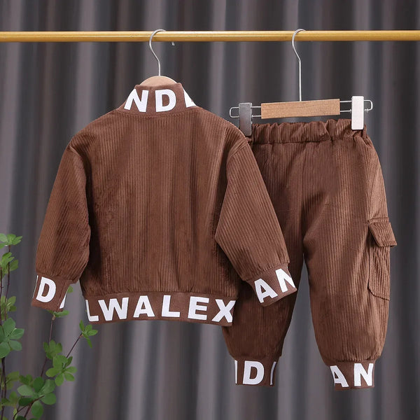 Conjunto Infantil Preto Jaqueta com Gola Alta Streetwear + Calça Jogger com Bolso Lateral