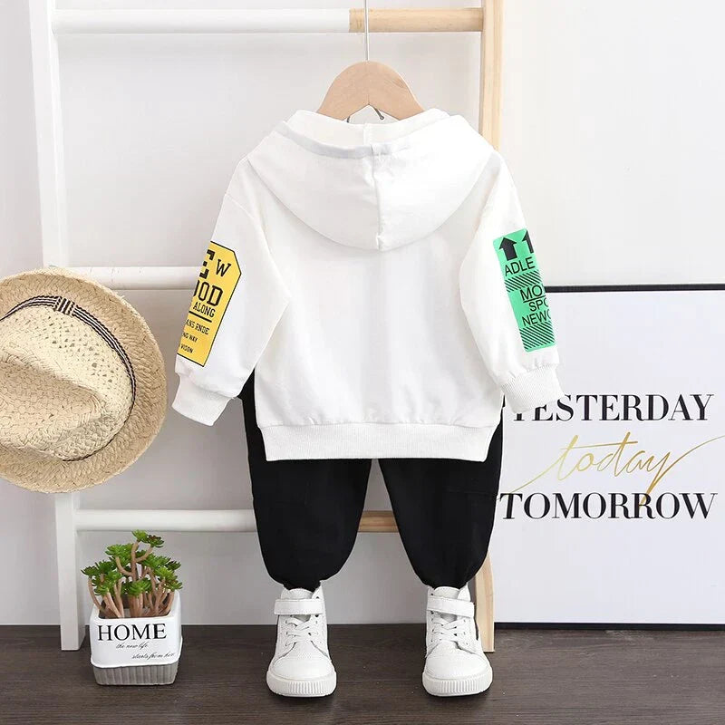 Conjunto Moletom Infantil com Capuz e Calça Jogger