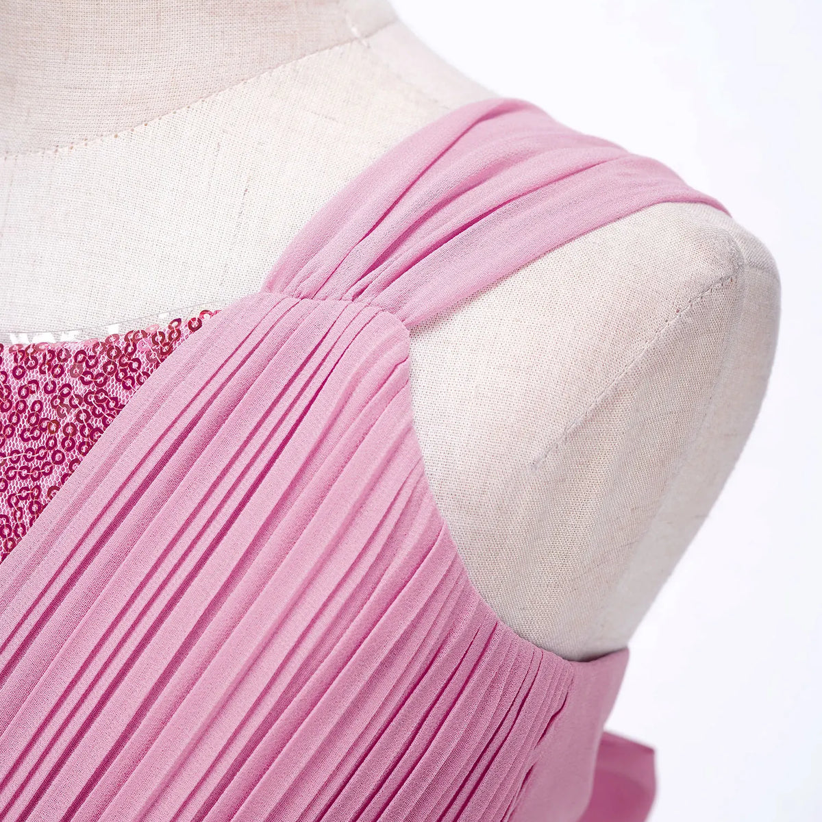 Vestido Infantil Menina Decote V Alças Largas Saia Mullet com Detalhe de Paetês
