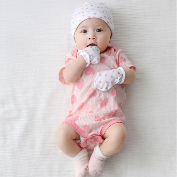 Kit Body Bebê Menina Manga Curta Estampas Variadas 3 Peças