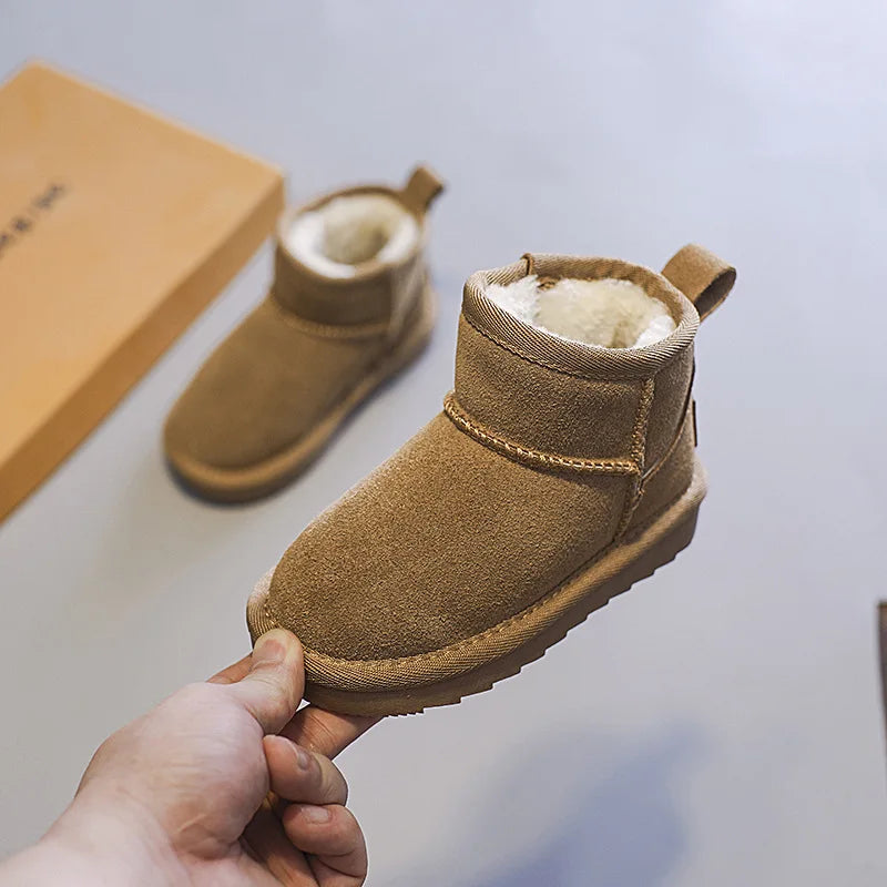 Bota Bebê Unissex Cano Curto Forrada com Pelúcia para Inverno