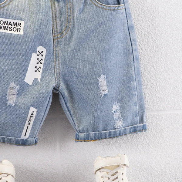 Bermuda Jeans Infantil Lavagem Clara com Cós Elástico e Rasgos Destroyed