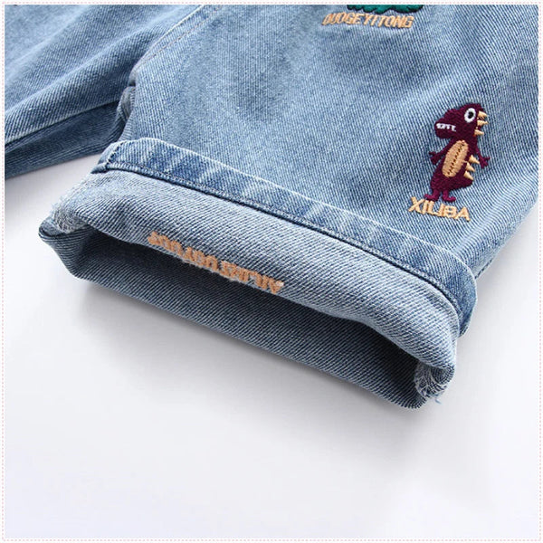 Bermuda Jeans Infantil  com Cós Elástico e Bordados de Dinossauro