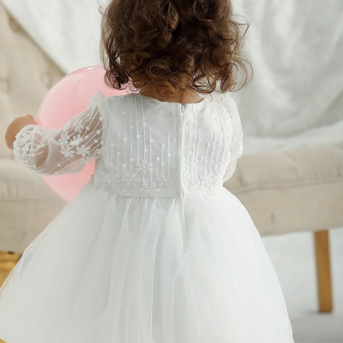 Vestido Bebê Menina Daminha Renda Manga Longa com Saia Rodada