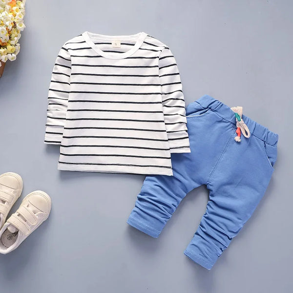 Conjunto Infantil Moleton 3 Peças Casaco com Capuz Camiseta Listrada e Calça
