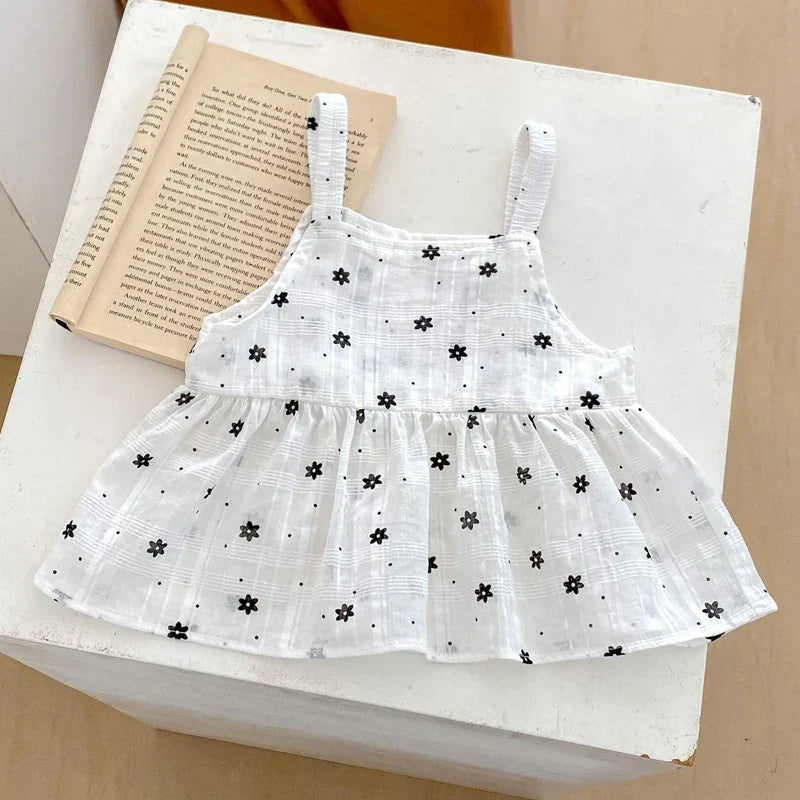 Conjunto Bebê Menina 2 Peças Blusa Branca Estampada Florzinhas E Short Bloomer Preto