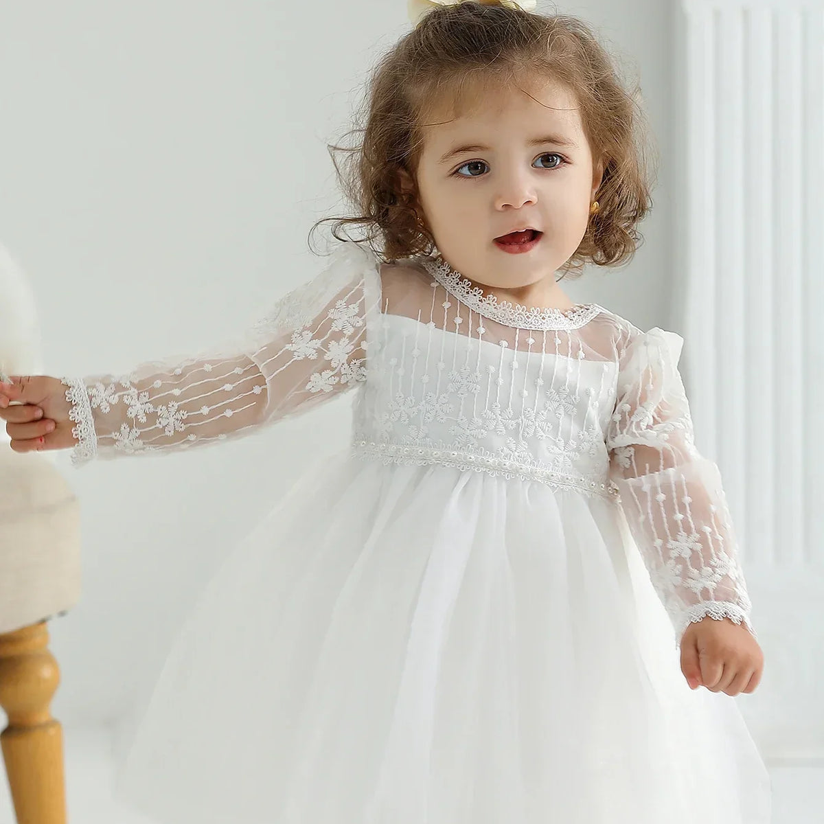 Vestido Bebê Menina Daminha Renda Manga Longa com Saia Rodada