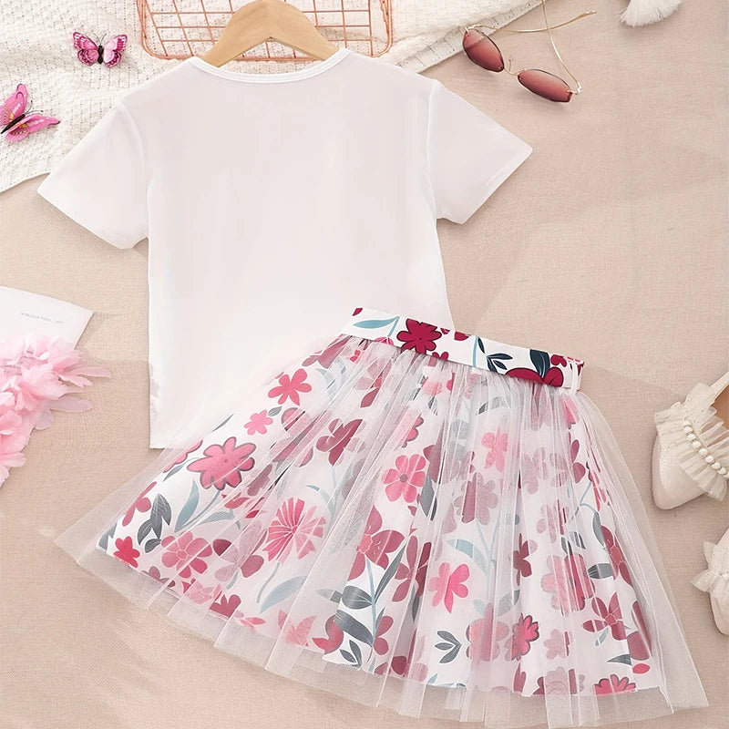 Conjunto Menina Camiseta Estampada + Saia Rodada Tule Estampa Floral 2 Peças