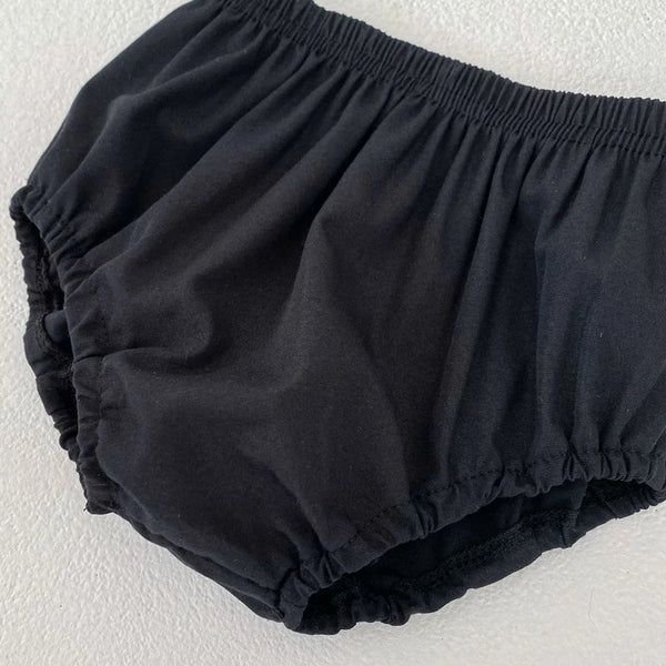 Conjunto Bebê Menina 2 Peças Blusa Branca Estampada Florzinhas E Short Bloomer Preto