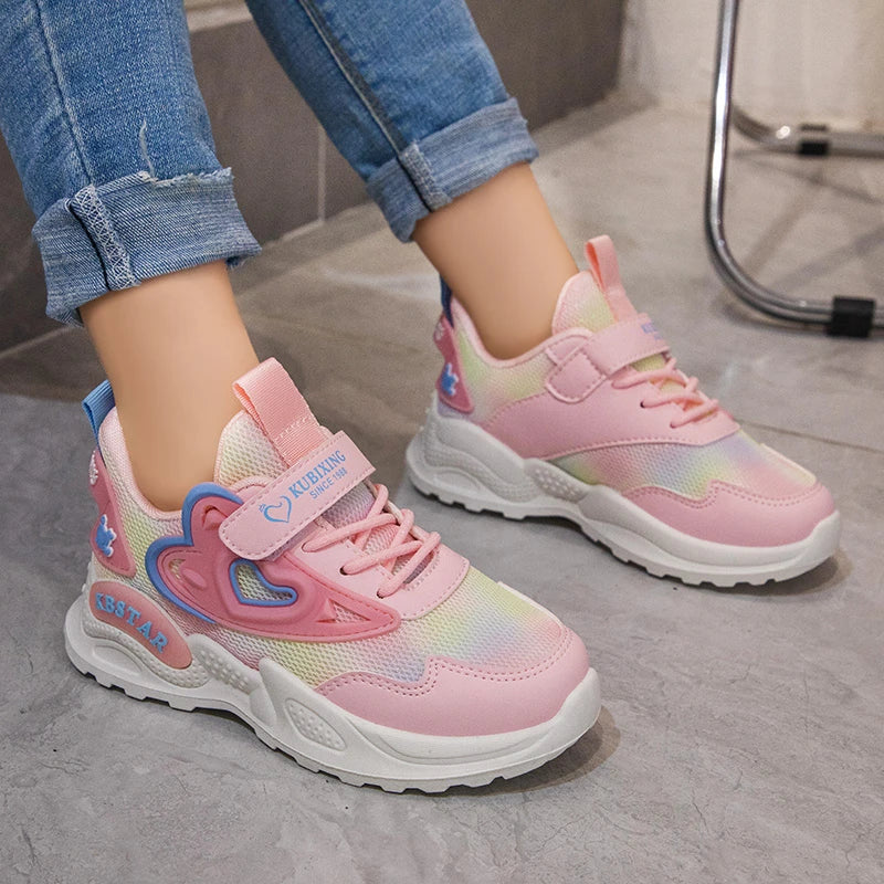 Tênis Infantil Menina com Velcro e Cadarço Solado Robusto Detalhe Coração